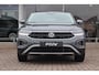Volkswagen T-Roc 1.0 TSI Life | Navigatie | Parkeersensoren | Adaptive Cruise | Carplay