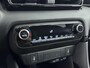 Toyota Yaris 1.5 Hybrid 115 Dynamic | Apple Carplay / Android Auto | Dodehoek detectie | Parkeersensoren voor/achter | Stoel-/stuurverwarming | Adaptive Cruise | Clima | Keyless | Camera | 16 inch