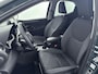 Toyota Yaris 1.5 Hybrid 115 Dynamic | Apple Carplay / Android Auto | Dodehoek detectie | Parkeersensoren voor/achter | Stoel-/stuurverwarming | Adaptive Cruise | Clima | Keyless | Camera | 16 inch