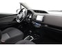 Toyota Yaris 1.5 Hybrid Design | Navigatie | Cruise Control | Clima | Parkeersensoren achter | Camera | 15 inch | Rijstrooksensor | Bluetooth