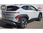 Hyundai Kona 1.6 GDI HEV Premium Elektr Achterklep | Elektr bed Stoelen voor | Light Grey Leder interieur | Org. NLse auto Dealeronderhouden