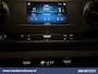 Mercedes-Benz Sprinter 314 CDI 143pk L3H2 Euro6 Airco | Camera | Apple Carplay | Android Auto Parkeersensoren, Bijrijdersbank