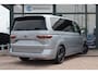 Volkswagen Multivan eHybrid 4MOTION L2 | Bulli | Leder | Glazen Dak | Vis-a-Vis | Houtlook Vloer | 4-Seizoenen Banden