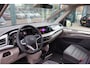 Volkswagen Multivan eHybrid 4MOTION L2 | Bulli | Leder | Glazen Dak | Vis-a-Vis | Houtlook Vloer | 4-Seizoenen Banden