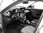 Peugeot e-2008 EV Blue Lease Allure 50 kWh 136PK | 1ste eigenaar | AppleCarPlay/AndroidAuto | Climate Control | Adaptive Cruise Control | Camera | Keyless | FULL LED | LMV | Parkeersensoren | Privacy Glass | Isofix | DAB Radio |