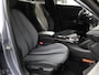 Peugeot e-2008 EV Blue Lease Allure 50 kWh 136PK | 1ste eigenaar | AppleCarPlay/AndroidAuto | Climate Control | Adaptive Cruise Control | Camera | Keyless | FULL LED | LMV | Parkeersensoren | Privacy Glass | Isofix | DAB Radio |