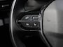 Peugeot e-2008 EV Blue Lease Allure 50 kWh 136PK | 1ste eigenaar | AppleCarPlay/AndroidAuto | Climate Control | Adaptive Cruise Control | Camera | Keyless | FULL LED | LMV | Parkeersensoren | Privacy Glass | Isofix | DAB Radio |