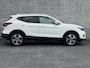 Nissan Qashqai 1.2 N-Connecta | Automaat | Panoramadak | Trekhaak | 360° Camera |