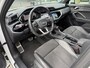 Audi Q3 45 TFSI e S-Line I Pano I Black Optik I Matrix I Camera I MMi Navi I 20 Inch