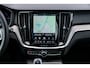 Volvo V60 2.0 T8 Plug-in hybrid AWD Plus Dark 455 PK | Trekhaak | Panoramadak | 360 Camera | Adaptieve Cruise Control | Donker Glas | Head Up Display |