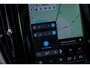 Volvo V60 2.0 T8 Plug-in hybrid AWD Plus Dark 455 PK | Trekhaak | Panoramadak | 360 Camera | Adaptieve Cruise Control | Donker Glas | Head Up Display |