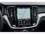 Volvo V60 2.0 T8 Plug-in hybrid AWD Plus Dark 455 PK | Trekhaak | Panoramadak | 360 Camera | Adaptieve Cruise Control | Donker Glas | Head Up Display |