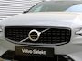 Volvo V60 2.0 T8 Plug-in hybrid AWD Plus Dark Automaat / Panoramadak / Trekhaak / Privacy Glass / Head-up display / 360* camera / Nappa leder