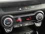Kia Stonic 1.0 T-GDi MHEV DynamicLine | Cruise Control | Carplay | Navigatie | Camera | Climate Control | LM Velgen |