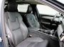 Volvo V90 2.0 T8 Plug-in hybrid AWD Ultra Dark Automaat / Panoramadak / Luchtvering / Bowers & Wilkens audio / Trekhaak / 360* camera / Massage voorstoelen / Geventileerd leder interieur