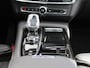 Volvo V90 2.0 T8 Plug-in hybrid AWD Ultra Dark Automaat / Panoramadak / Luchtvering / Bowers & Wilkens audio / Trekhaak / 360* camera / Massage voorstoelen / Geventileerd leder interieur