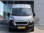 Peugeot Boxer 330 2.2 BlueHDi 140 L2H2 Premium | Trekhaak | Achteruitrijcamera | Navigatie |