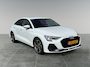 Audi A3 Limousine 30 115pk TFSI S edition Parkeerassistent | Elektr. instel. bestuurd.stoel | Stoelverwarming voorin