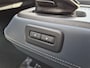 Nissan Ariya e-4ORCE Evolve 91 kWh / SOH 99% / Fabrieksgarantie tot 01-2027 / CCS snelladen / Trekgewicht 1500 kg / Warmtepomp / Bose Audio Systeem / Stoelventilatie / Elektrische achterklep / Head Up Display / Glazen schuif- en kanteldak / Stuur- Stoel & Achterbank verwarming / Rondomzicht camera /