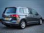 Volkswagen Touran 1.6 TDI SCR Connected Series 7p Clima | Cruise | Navi | Panoramadak | Trekhaak | Pdc |