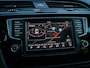 Volkswagen Touran 1.6 TDI SCR Connected Series 7p Clima | Cruise | Navi | Panoramadak | Trekhaak | Pdc |