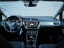 Volkswagen Touran 1.6 TDI SCR Connected Series 7p Clima | Cruise | Navi | Panoramadak | Trekhaak | Pdc |