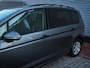Volkswagen Touran 1.6 TDI SCR Connected Series 7p Clima | Cruise | Navi | Panoramadak | Trekhaak | Pdc |