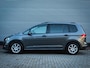 Volkswagen Touran 1.6 TDI SCR Connected Series 7p Clima | Cruise | Navi | Panoramadak | Trekhaak | Pdc |