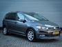 Volkswagen Touran 1.6 TDI SCR Connected Series 7p Clima | Cruise | Navi | Panoramadak | Trekhaak | Pdc |