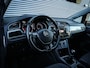 Volkswagen Touran 1.6 TDI SCR Connected Series 7p Clima | Cruise | Navi | Panoramadak | Trekhaak | Pdc |