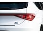 SEAT Leon 1.4 TSI eHybrid FR | Pano | Afn. Trekhaak | Navi | Camera | Park Assist | Memory