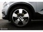 Volvo XC40 2.0 T5 AWD Intro Edition | Panoramadak | 360 Camera | Adaptive Cruise | Keyless | BLISS | Verwarmbare voorstoelen & Stuurwiel | Elektrische stoelen | Privacy Glass