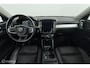Volvo XC40 2.0 T5 AWD Intro Edition | Panoramadak | 360 Camera | Adaptive Cruise | Keyless | BLISS | Verwarmbare voorstoelen & Stuurwiel | Elektrische stoelen | Privacy Glass