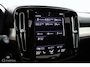 Volvo XC40 2.0 T5 AWD Intro Edition | Panoramadak | 360 Camera | Adaptive Cruise | Keyless | BLISS | Verwarmbare voorstoelen & Stuurwiel | Elektrische stoelen | Privacy Glass