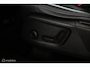 Volvo XC40 2.0 T5 AWD Intro Edition | Panoramadak | 360 Camera | Adaptive Cruise | Keyless | BLISS | Verwarmbare voorstoelen & Stuurwiel | Elektrische stoelen | Privacy Glass