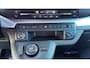 Peugeot Expert 2.0 BlueHDI 180 S&S L2 | Apple Carplay / Android Auto | Achteruitrij Camera | Cruise Control | Climate Control | 2 zitplaatsen rechtsvoor | Anti Blokkeer Systeem | Bandenspanningscontrolesysteem