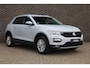 Volkswagen T-Roc 1.0 TSI 115pk Style | Navigatie | Parkeersensoren voor en achter | Volautomatische Airco