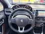 Peugeot 208 1.2 e-VTi Roland Garros Trekhaak, Panoramadak, Stoel verwarming, Automaat