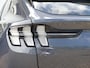 Ford Mustang Mach-E Extended RWD 98 kWh | TREKHAAK | PANORAMADAK | ADAPTIVE CRUISE | DODEHOEKDETECTIE | 360 CAMERA | STUUR+STOEL+VOORRUITVERWARMING | PARKEERSENSOREN V+A | B&O AUDIO | ELEKTRISCHE ACHTERKLEP | ELEKTRISCH VERSTELB STOEL(EN) MET GEHEUGEN | NAVI | LMV 18" | APPLE CARPLAY / ANDROID AUTO |