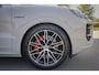 Porsche Cayenne Coupé 3.0 S E-Hybrid | PASSENGER DISPLAY | ELEKTRISCHE TREKHAAK | PASM | BOSE | SOUND PACKAGE PLUS | PRIVACY GLASS | PANORAMADAK | STUURVERWARMING | ETC.