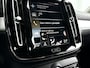 Volvo XC40 T4 Recharge R-Design Expression | Parkeercamera | Stoel- en stuurverwarming | Cruise control | Trekhaak