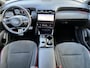 Hyundai Tucson 1.6 T-GDI PHEV N Line Edition 4WD / Dealer onderhouden / Fabrieksgarantie tot 04-2027 / Stuur- & Stoelverwarming / Trekgewicht 1350 kg / Elektrische achterklep / Achteruitrijcamera / Apple Carplay/Android Auto / Adaptief cruise control /