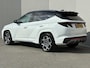 Hyundai Tucson 1.6 T-GDI PHEV N Line Edition 4WD / Dealer onderhouden / Fabrieksgarantie tot 04-2027 / Stuur- & Stoelverwarming / Trekgewicht 1350 kg / Elektrische achterklep / Achteruitrijcamera / Apple Carplay/Android Auto / Adaptief cruise control /