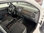 Skoda Fabia Combi 1.0 TSI Ambition Airco - Apple carplay - Parkeersensor achter - Dakrails - Bagagedek - Mistlampen - Cruise control - Bluetooth - Led verlichting - Stuur multifunctioneel - Stuur leder - Elektrische ramen - Centrale vergrendeling met afstandsbediening