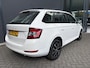 Skoda Fabia Combi 1.0 TSI Ambition Airco - Apple carplay - Parkeersensor achter - Dakrails - Bagagedek - Mistlampen - Cruise control - Bluetooth - Led verlichting - Stuur multifunctioneel - Stuur leder - Elektrische ramen - Centrale vergrendeling met afstandsbediening