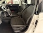 Skoda Fabia Combi 1.0 TSI Ambition Airco - Apple carplay - Parkeersensor achter - Dakrails - Bagagedek - Mistlampen - Cruise control - Bluetooth - Led verlichting - Stuur multifunctioneel - Stuur leder - Elektrische ramen - Centrale vergrendeling met afstandsbediening