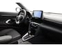 Toyota Yaris Cross 1.5 Hybrid Dynamic | Trekhaak | Dodehoek detectie | Parkeersensoren voor/achter | Apple Carplay / Android Auto | Stoel-/stuurverwarming | Adaptive Cruise | Full LED | Keyless | Clima | Camera | 17 inch