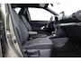 Toyota Yaris Cross 1.5 Hybrid Dynamic | Trekhaak | Dodehoek detectie | Parkeersensoren voor/achter | Apple Carplay / Android Auto | Stoel-/stuurverwarming | Adaptive Cruise | Full LED | Keyless | Clima | Camera | 17 inch