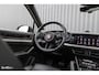Porsche Cayenne Coupé 3.0 E-Hybrid | Sport design | Sport chrono | Soft close | Luchtvering | Achter as besturing | Pasenger display | Keyless |
