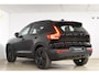 Volvo XC40 B3 177PK Automaat Plus Black Edition / Cruise control / Harman Kardon / 20'' velgen / Elektrisch verstelbare stoelen met geheugen / Stoel- en stuurverwarming
